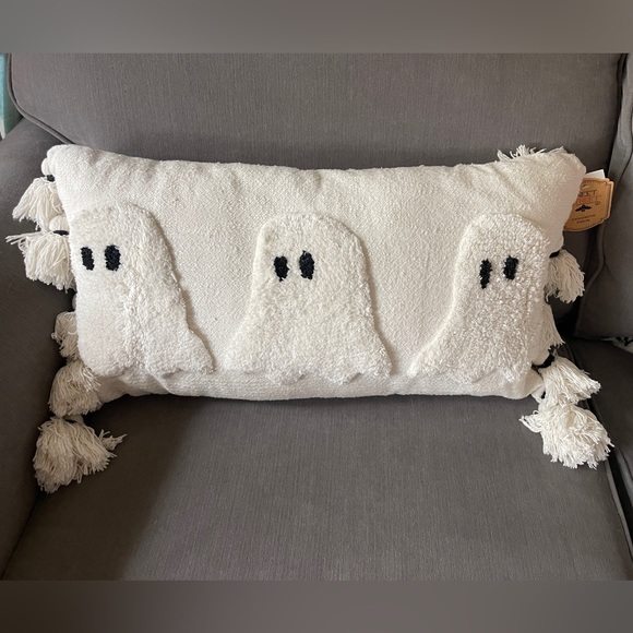 Marshalls Other - NEW LAST ONE Halloween Ghost Viral White Three Ghost 👻 Tassel Pillow Rachel Zoe
